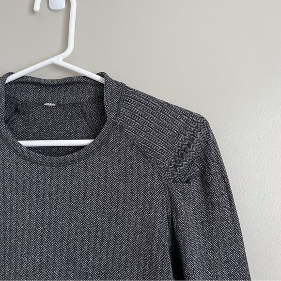 Lululemon Women’s Think Fast Heathered Herringbone Black Grey Long Sleeve Size 8 - Picture 4 of 11